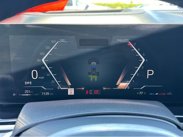 Used 2023 BMW X7 xDrive40i w/ Executive Package image 34