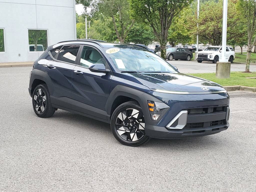 Used 2025 Hyundai Kona SEL FWD image 36