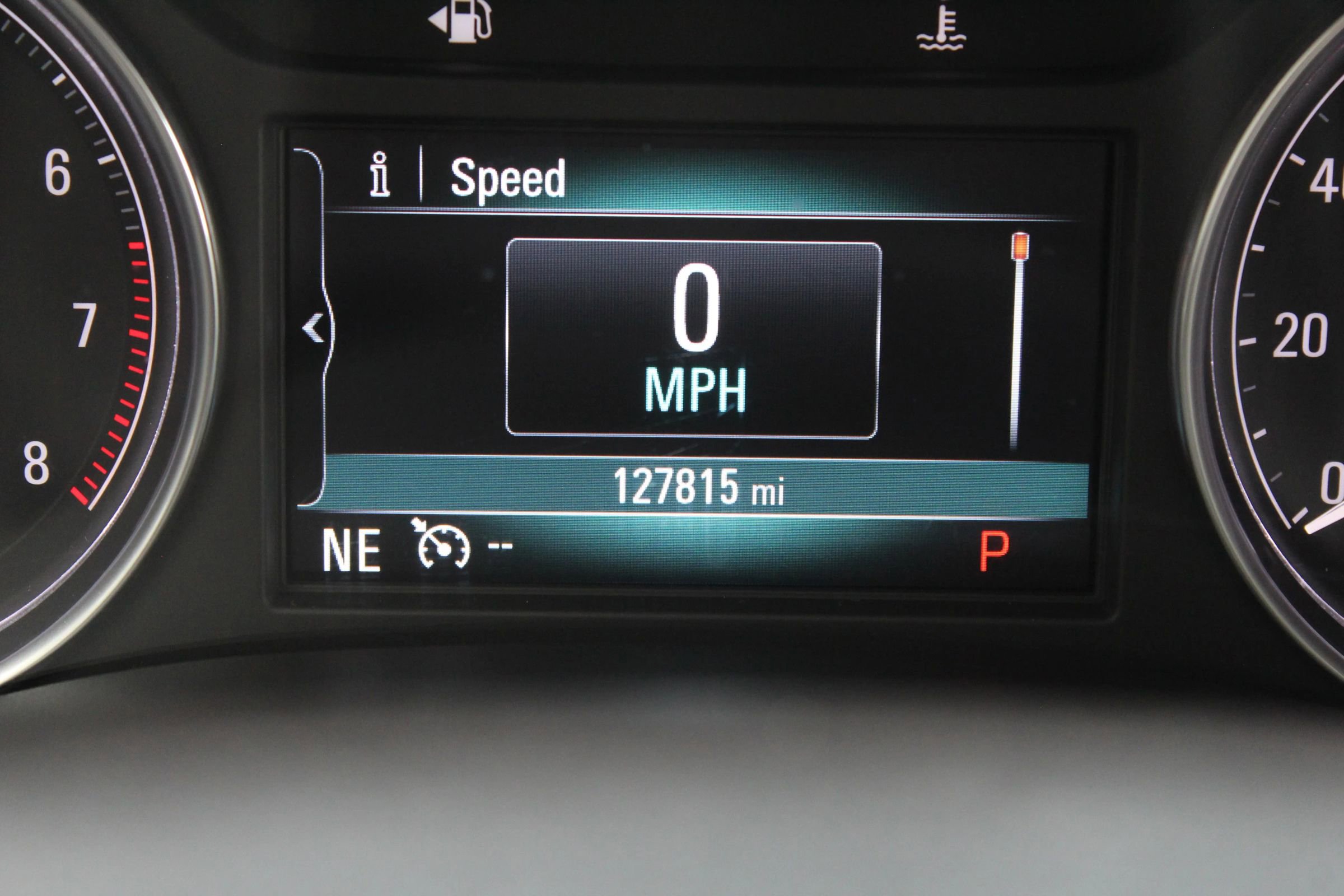 Used 2019 Buick Enclave Essence image 34