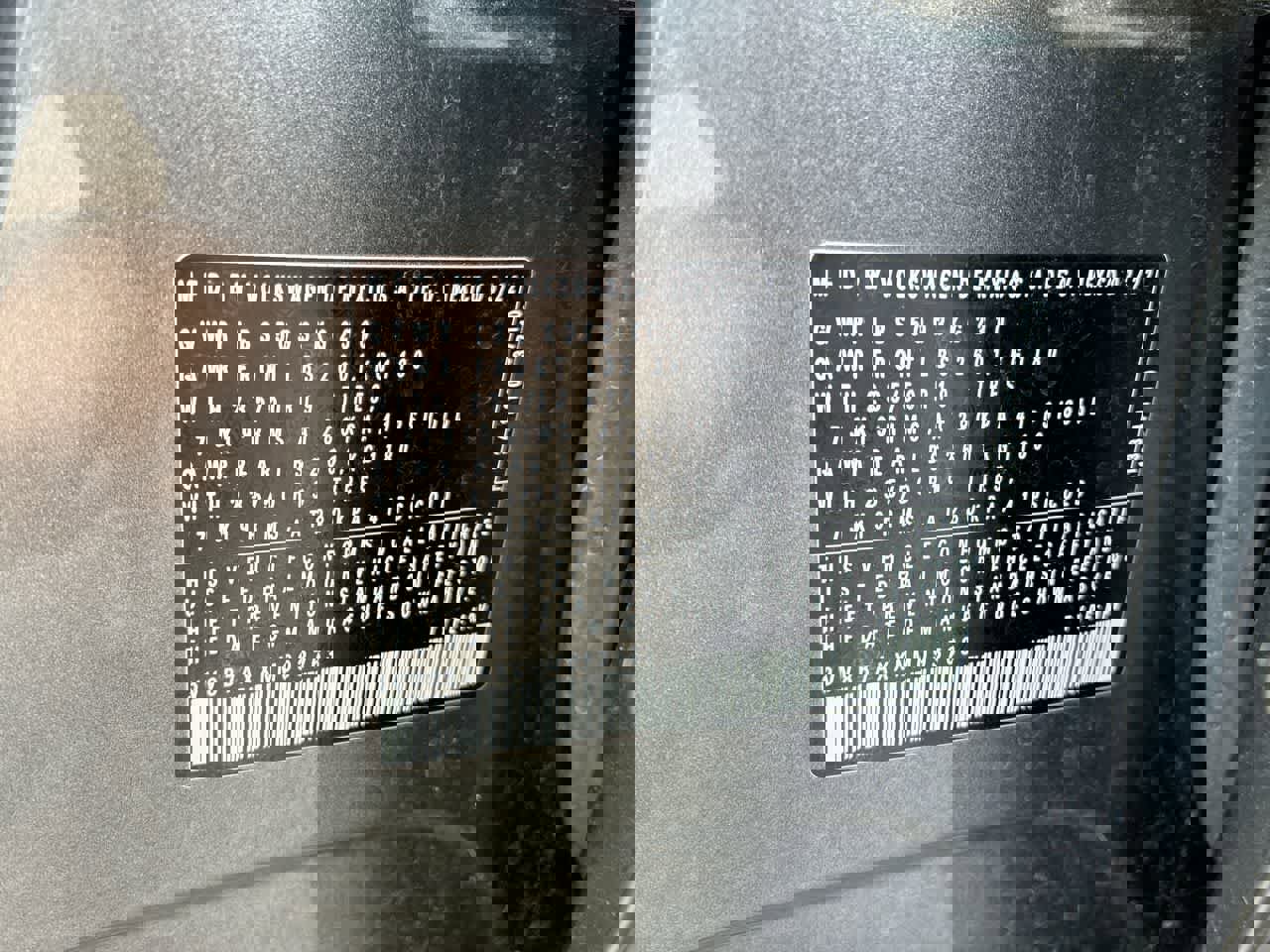 Used 2022 Volkswagen Tiguan SE R-Line image 33