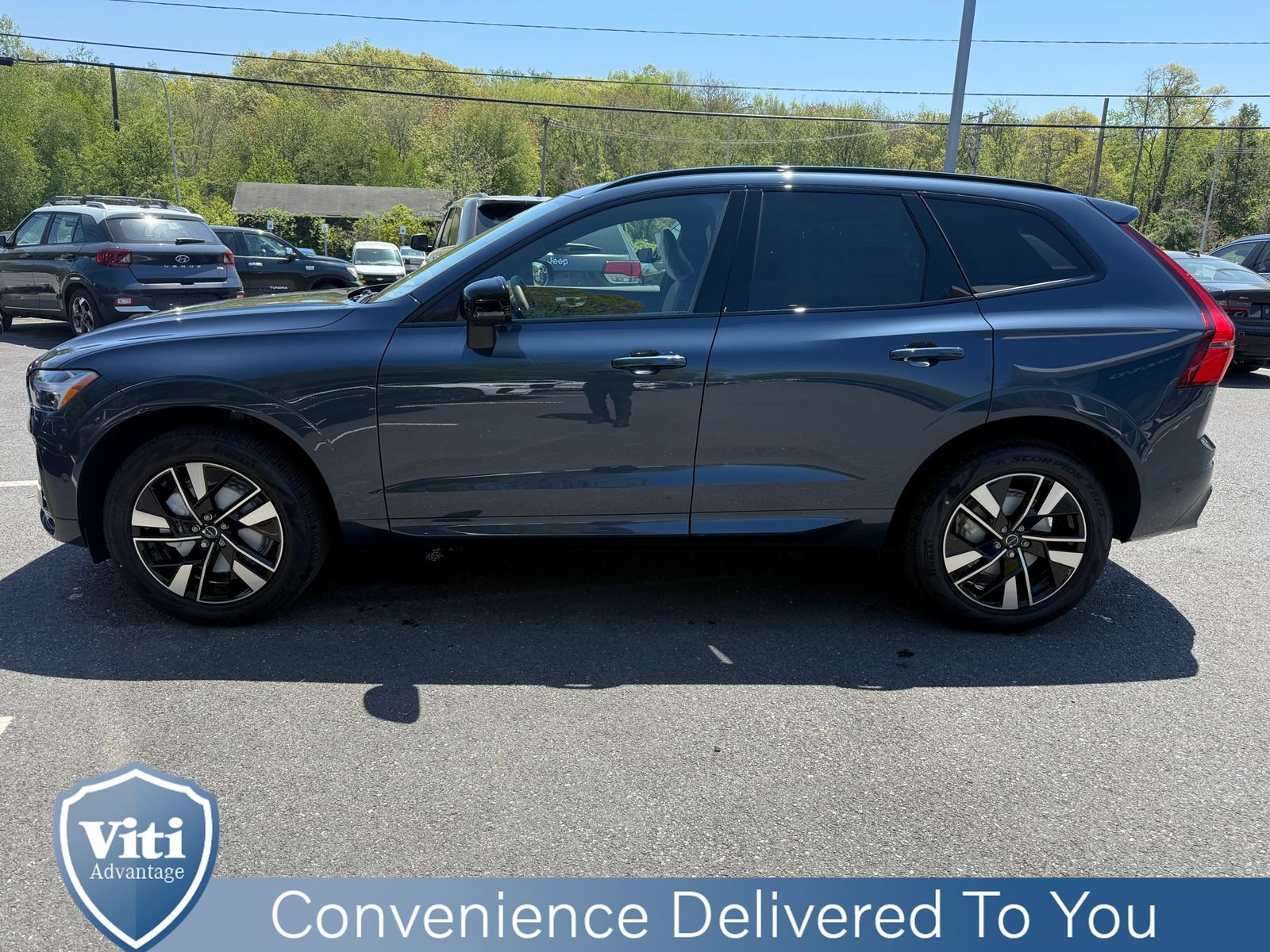New 2026 Volvo XC60 B5 Plus w/ Protection Package Premier AWD/4WD image 5