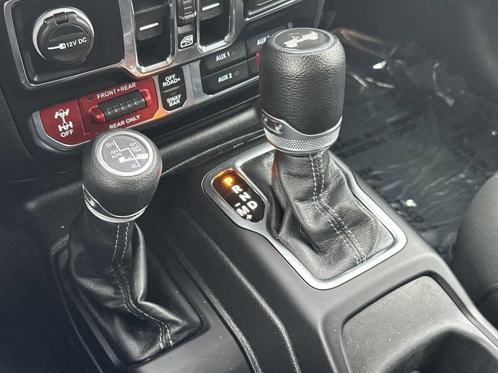 Used 2024 Jeep Wrangler Rubicon image 19