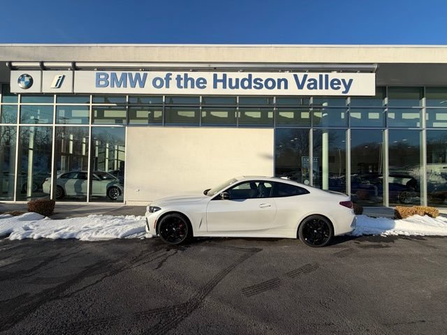 New 2026 BMW 440i xDrive Coupe w/ Premium Package AWD/4WD image 1