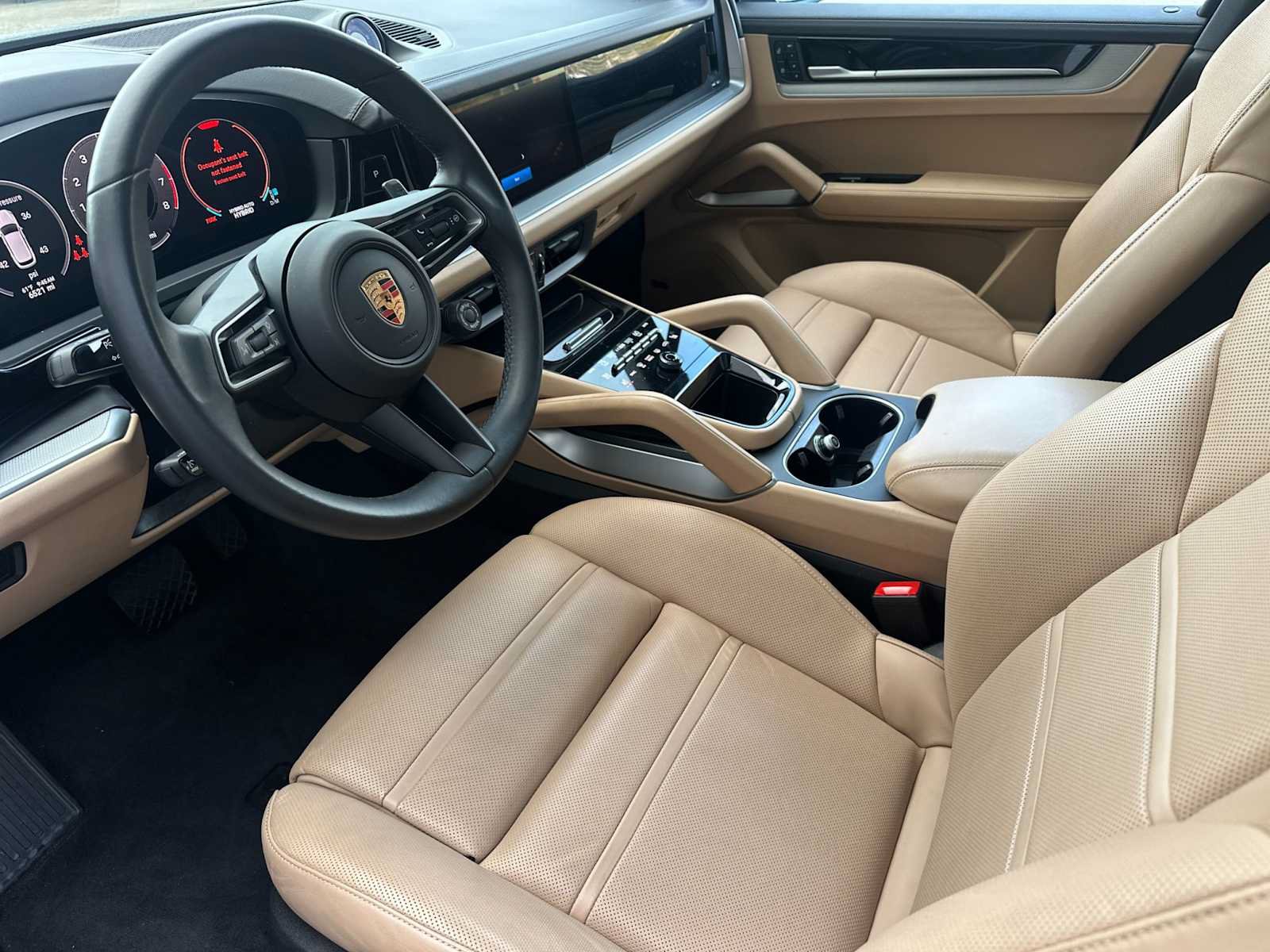 Used 2025 Porsche Cayenne E-Hybrid AWD/4WD image 4
