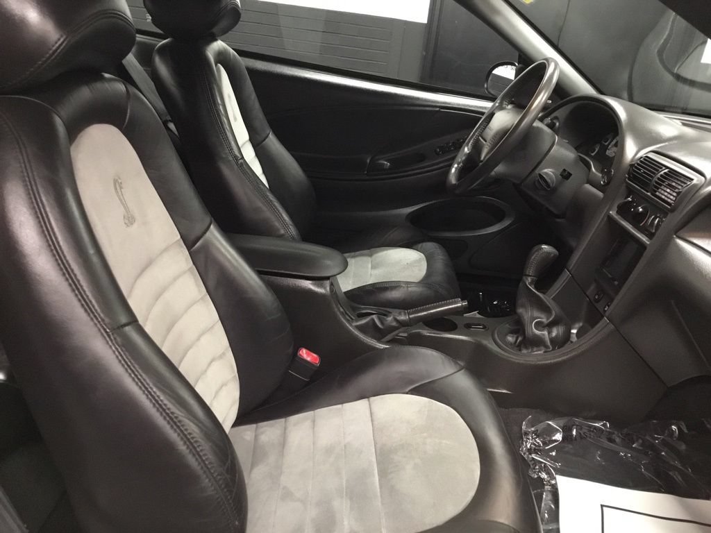 Used 2001 Ford Mustang Cobra RWD image 41