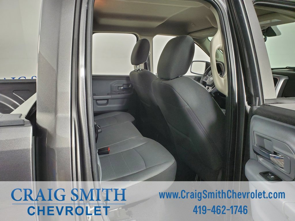 Used 2024 RAM 1500 Classic SLT image 32