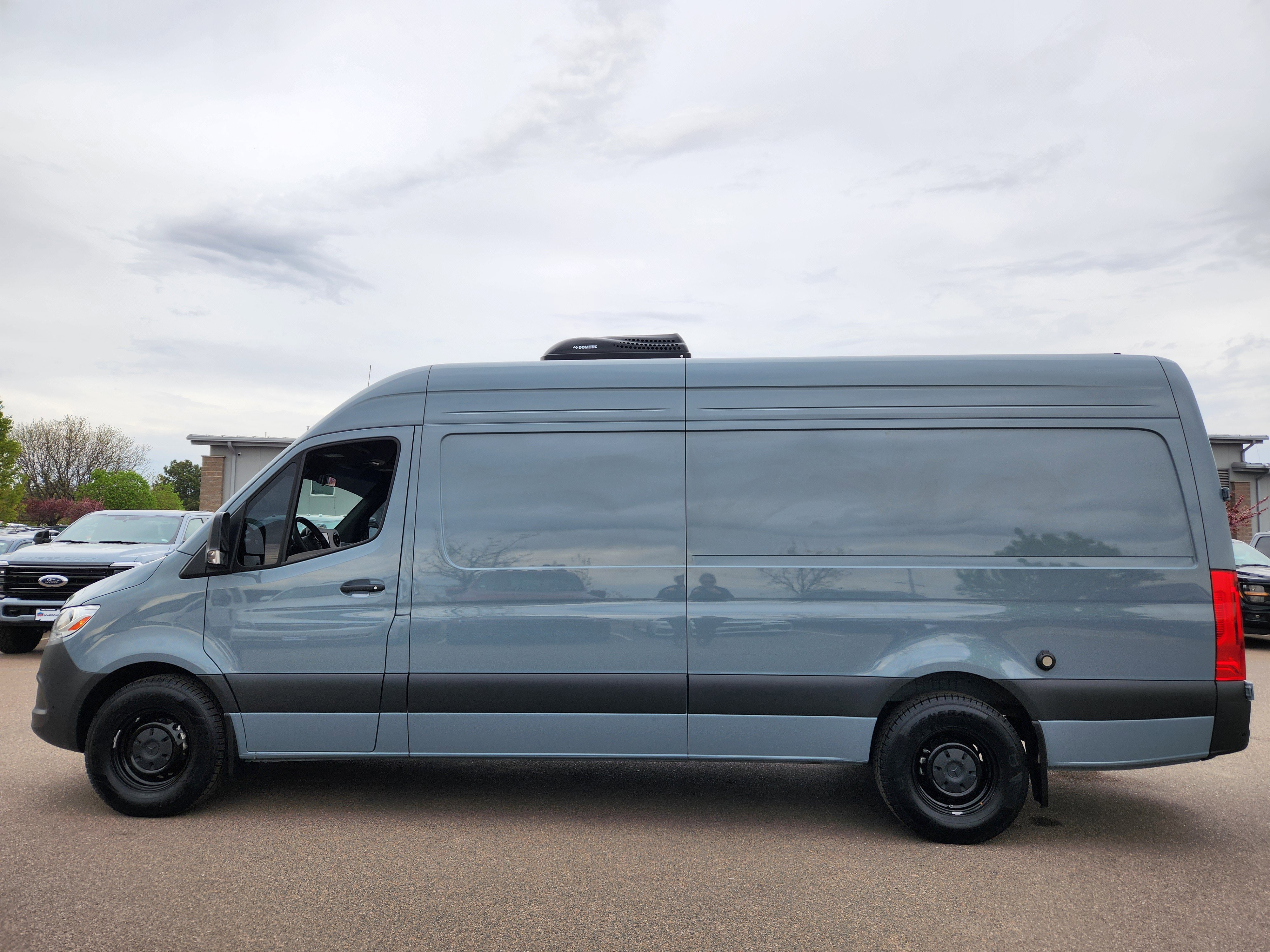 Used 2024 Mercedes-Benz Sprinter 2500 image 4