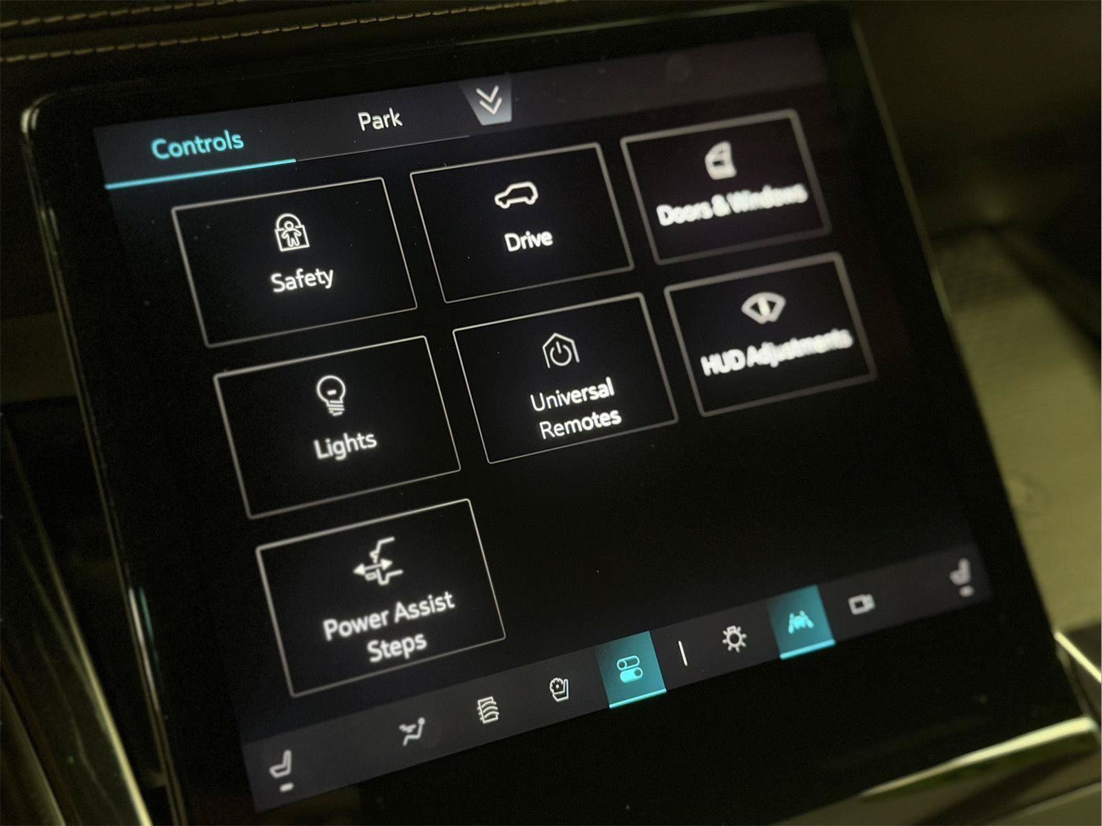 Used 2026 Cadillac Escalade ESV Sport AWD/4WD image 75