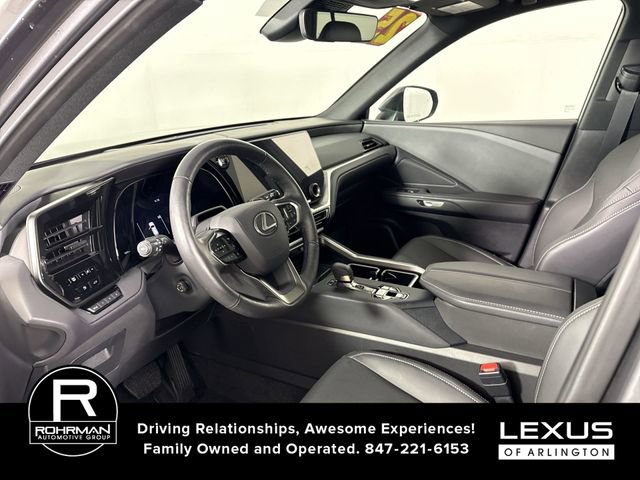 Used 2025 Lexus TX 350 AWD w/ Technology Package image 5