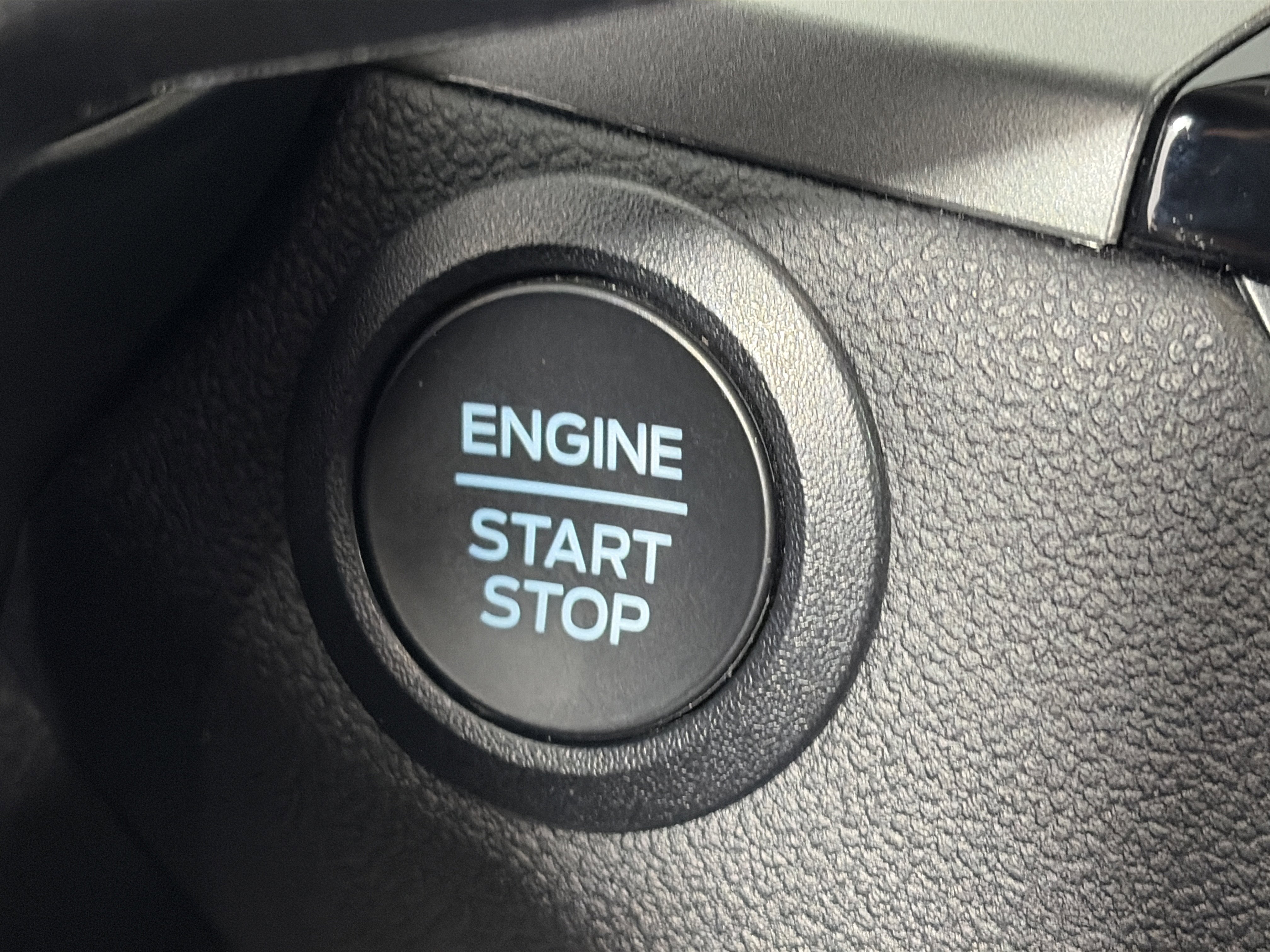 Used 2023 Ford Escape Active image 28