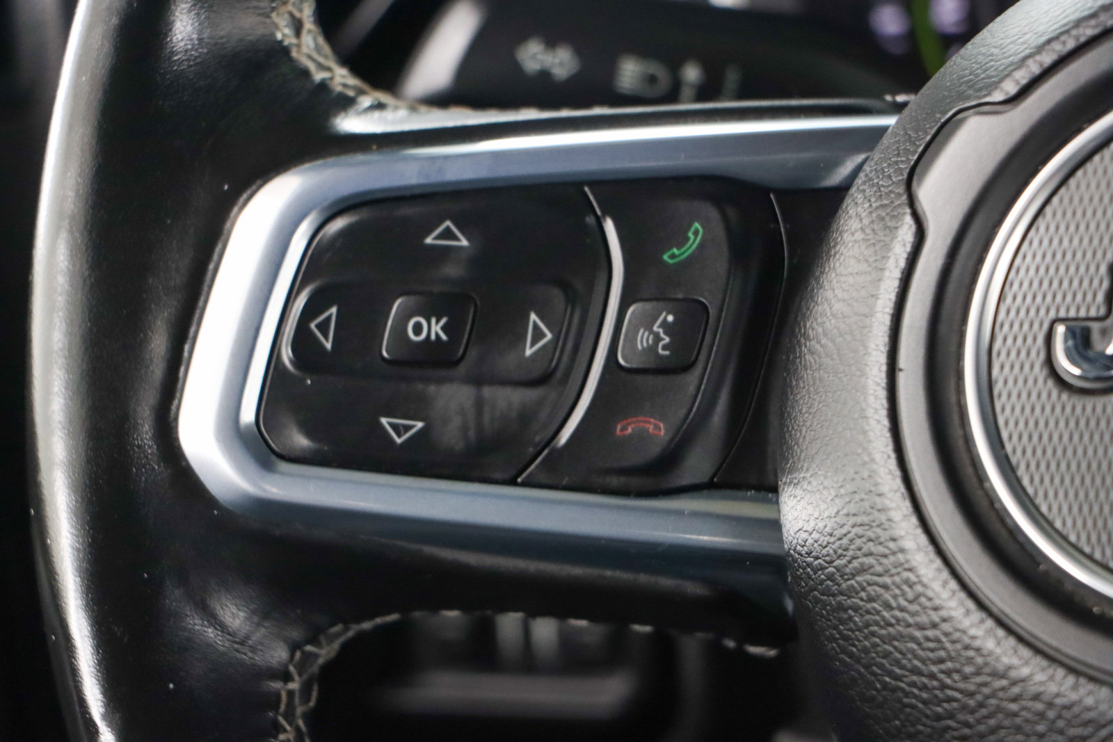 Used 2022 Jeep Wrangler Unlimited Sahara w/ Cold Weather Group image 15