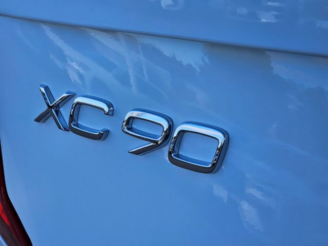 Certified 2025 Volvo XC90 T8 Plus w/ Protection Package Premier AWD/4WD image 10