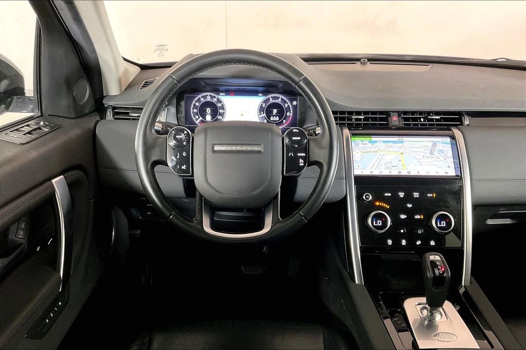 Used 2020 Land Rover Discovery Sport SE AWD/4WD image 4