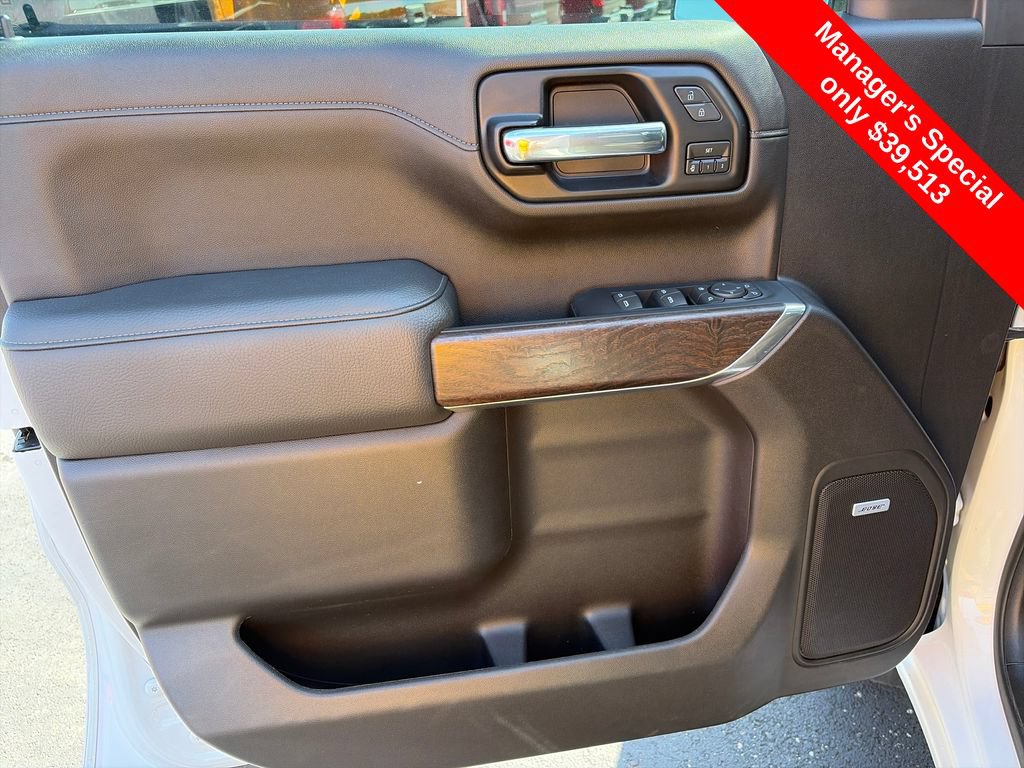 Used 2022 GMC Sierra 1500 Denali w/ Driver Alert Package II AWD/4WD image 16
