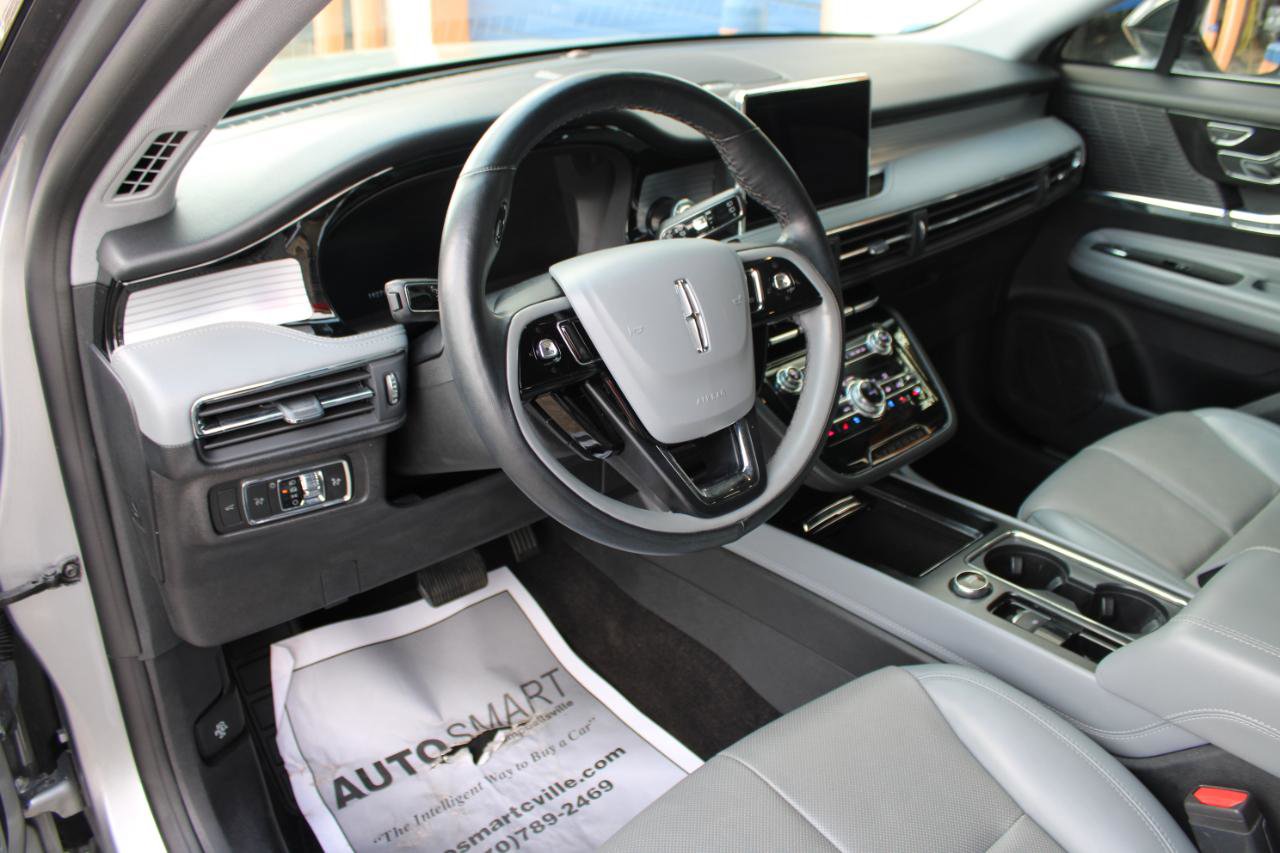 Used 2022 Lincoln Corsair Reserve w/ Elements Package FWD image 14