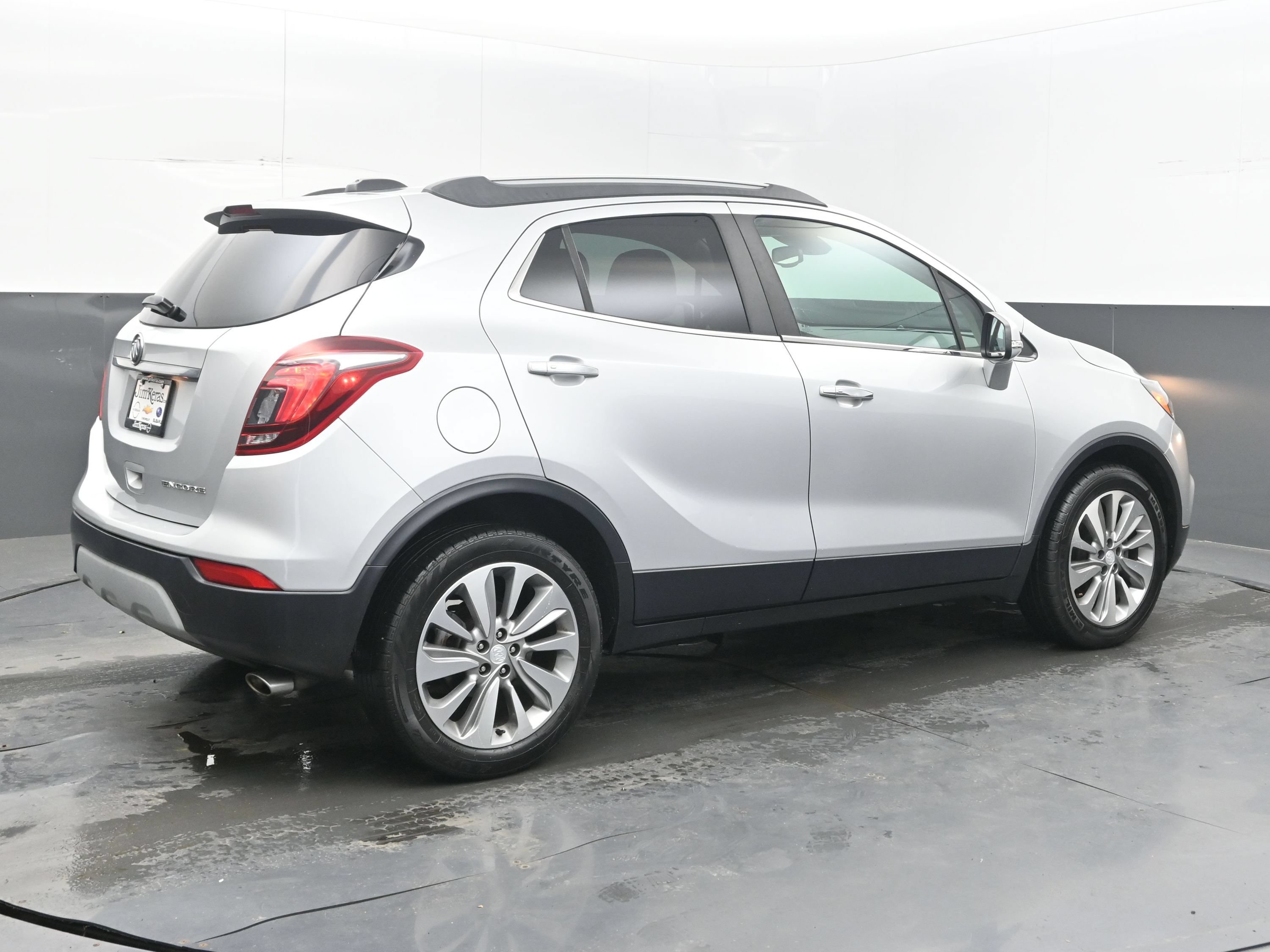 Used 2019 Buick Encore Preferred w/ Safety Package FWD image 7