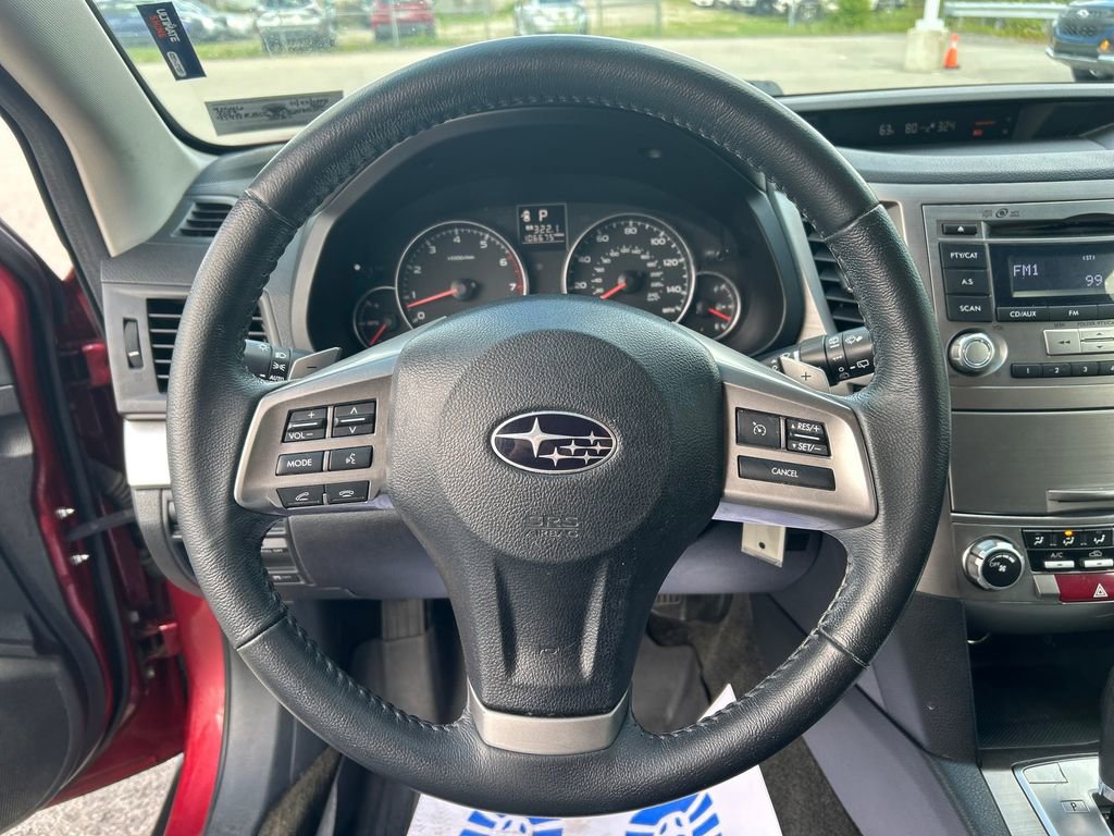 Used 2013 Subaru Outback 2.5i Premium w/ All-Weather Pkg AWD/4WD image 32