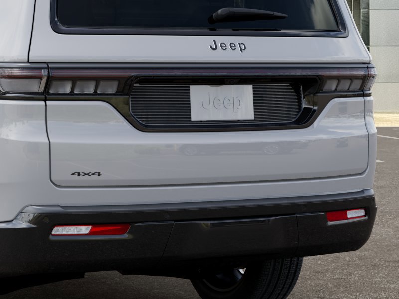 New 2026 Jeep Grand Wagoneer Summit image 13