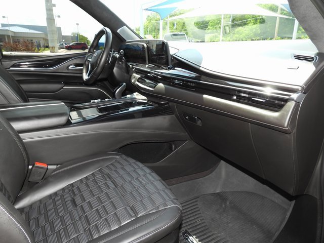 Used 2023 Cadillac Escalade V w/ LPO, Floor Liner Package image 84