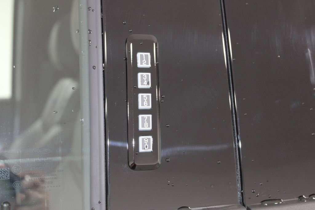 New 2026 Ford F250 Platinum image 25