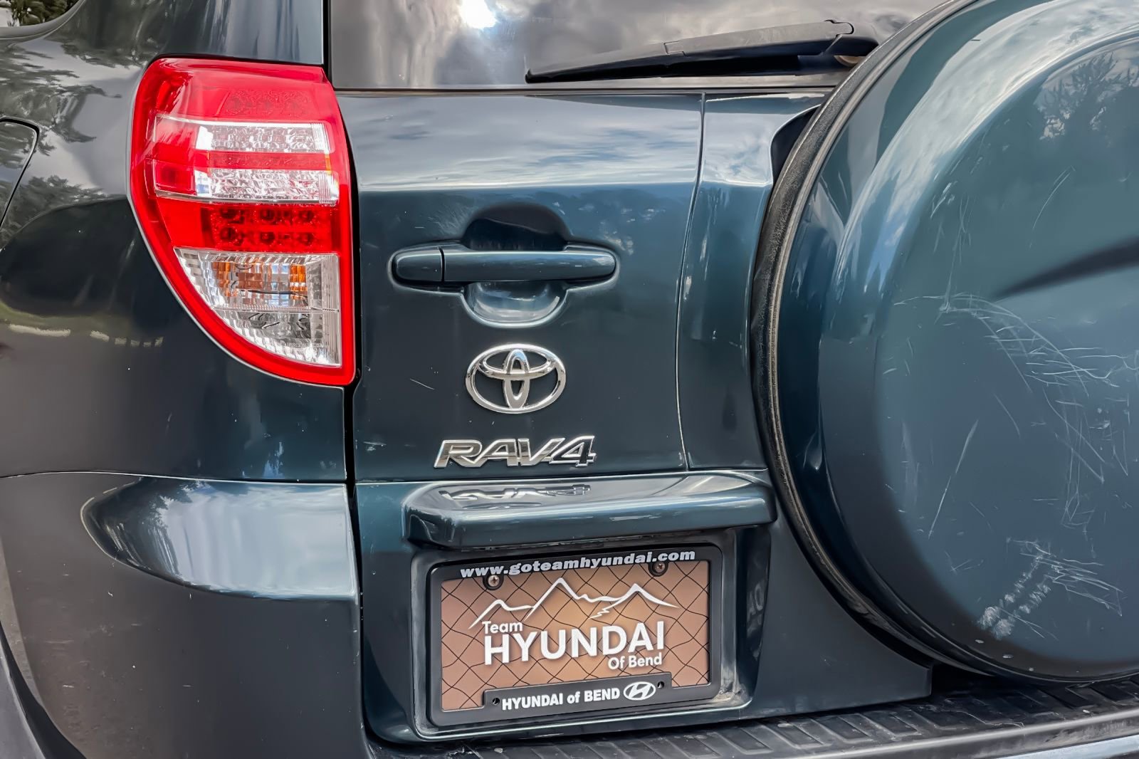 Used 2011 Toyota RAV4 4WD w/ Base L4 Extra Value Pkg image 37