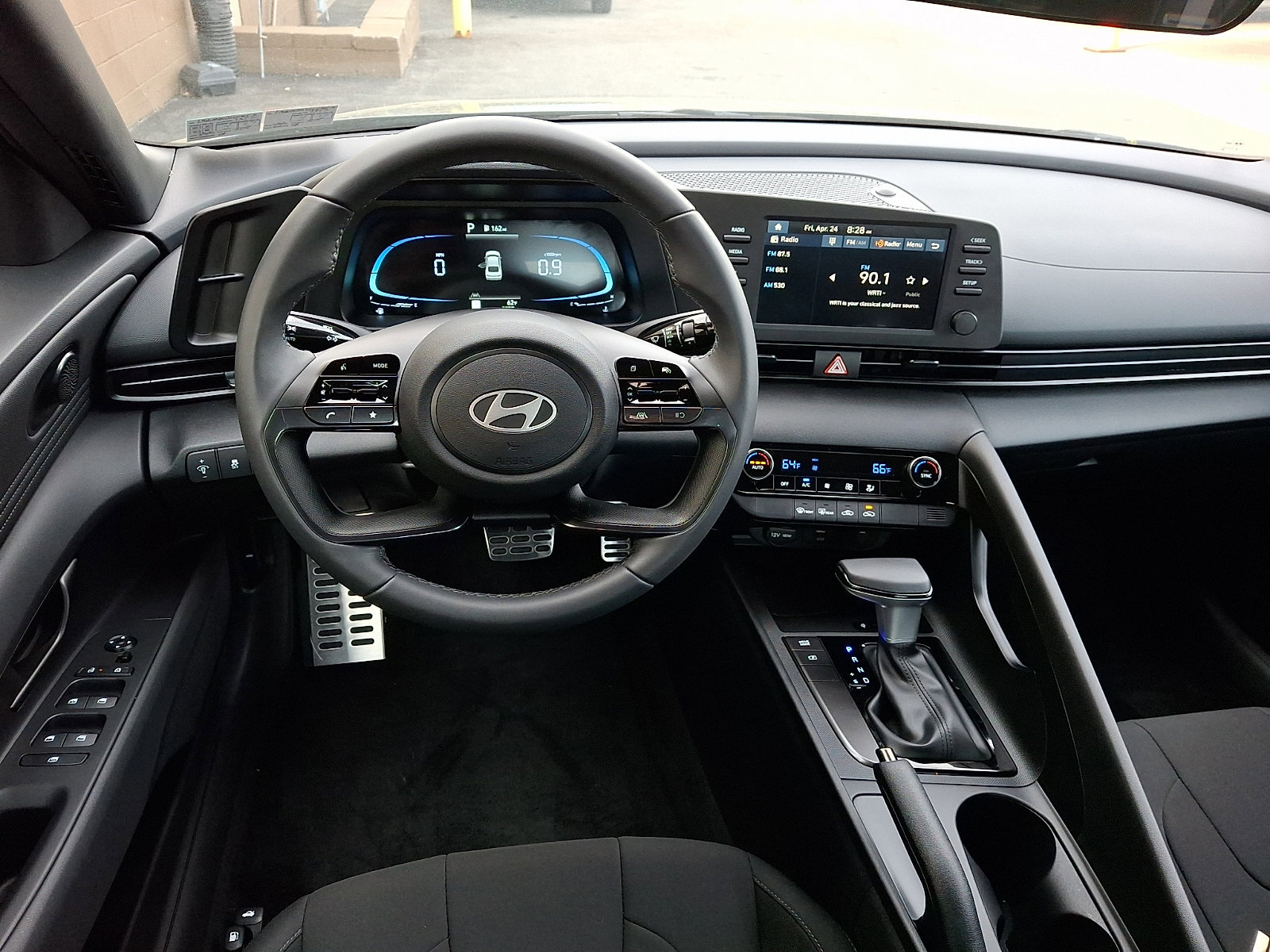 Certified 2025 Hyundai Elantra Sport FWD image 11