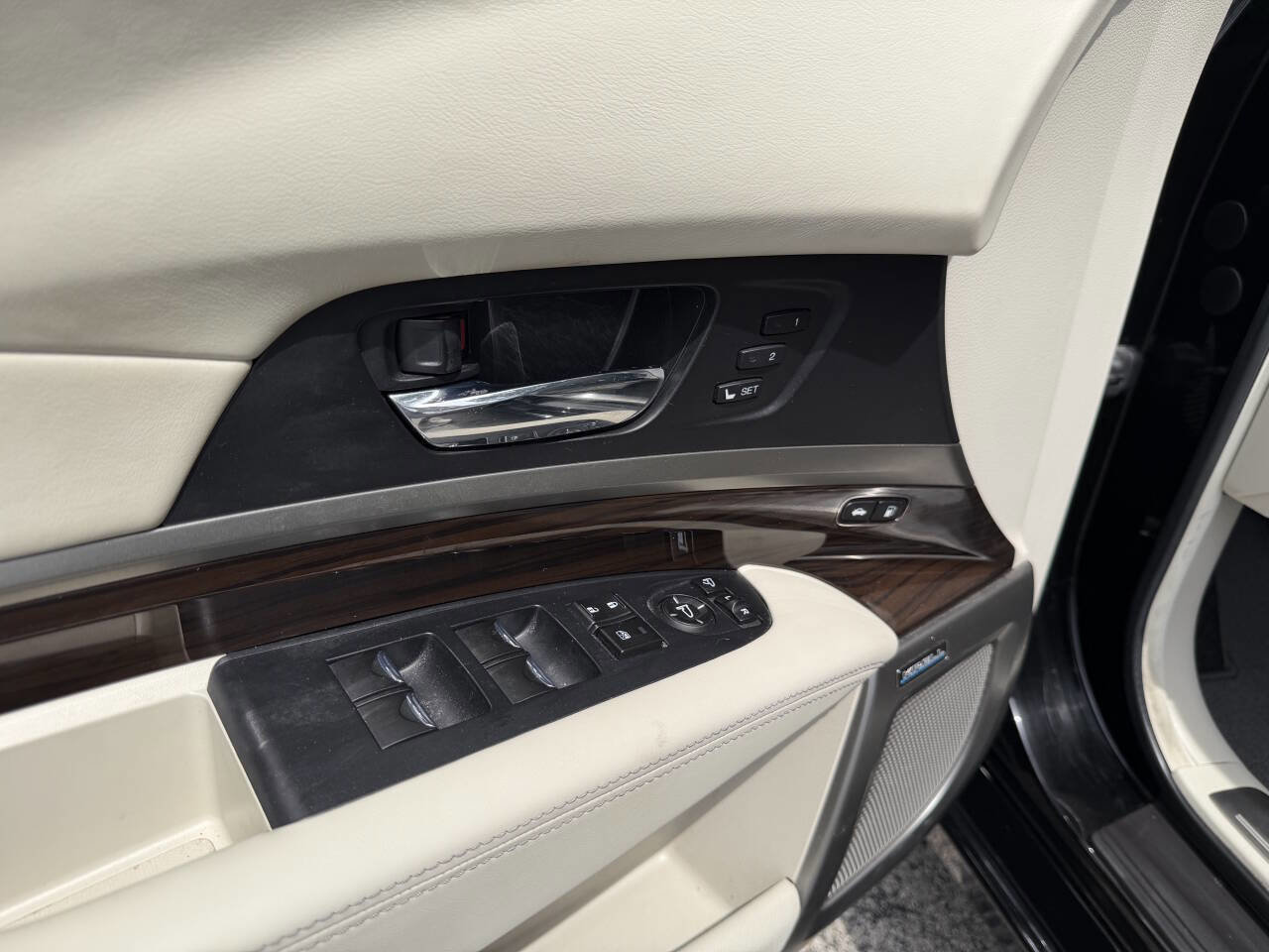 Used 2016 Acura RLX w/ Advance Package FWD image 12