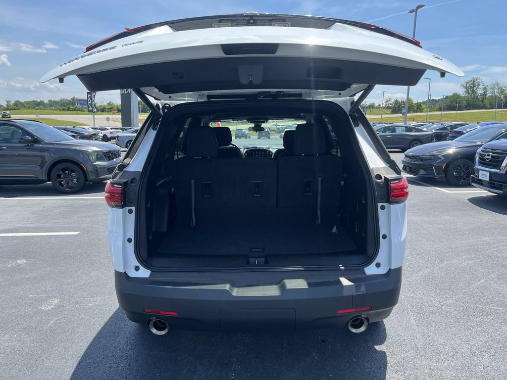 Used 2023 Chevrolet Traverse LT AWD/4WD image 30
