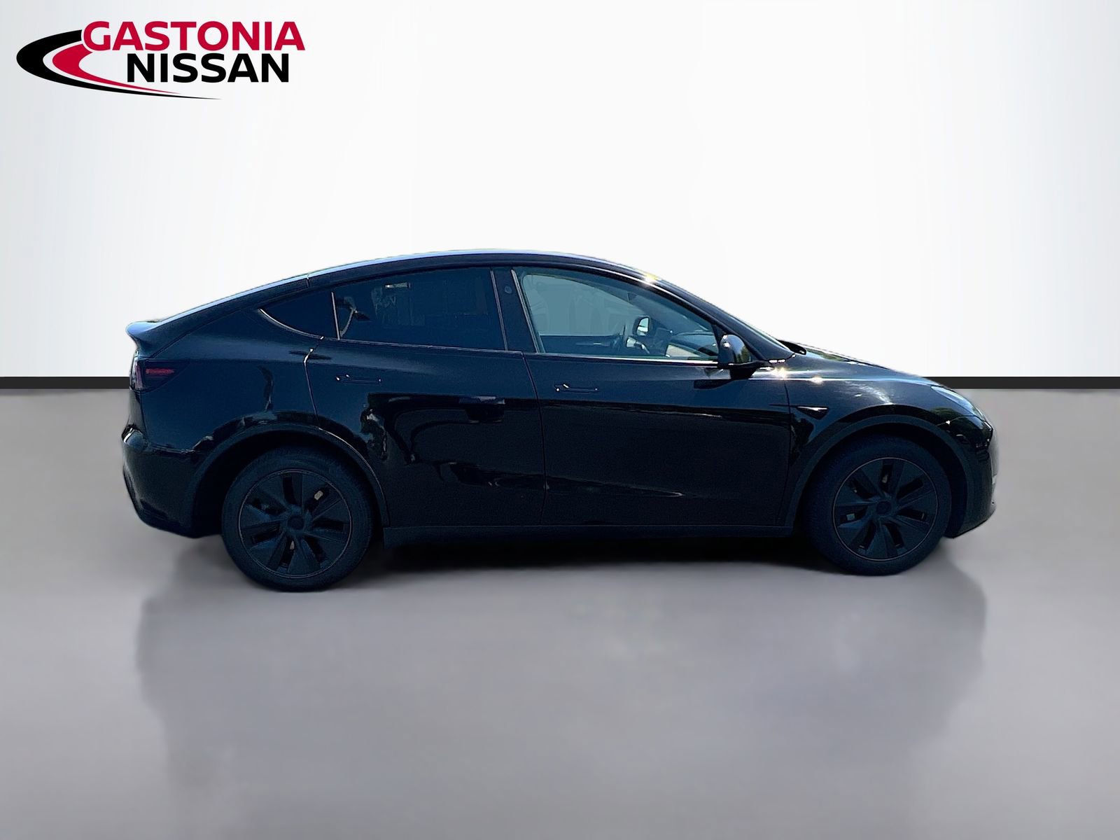 Used 2025 Tesla Model Y Long Range image 10