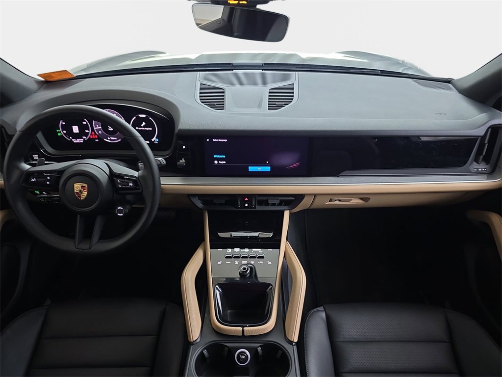 Used 2024 Porsche Cayenne image 13