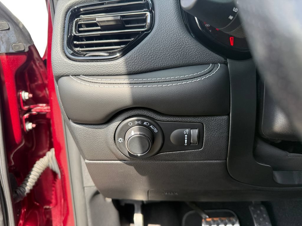 Used 2021 Dodge Durango SRT Hellcat w/ Technology Group AWD/4WD image 24