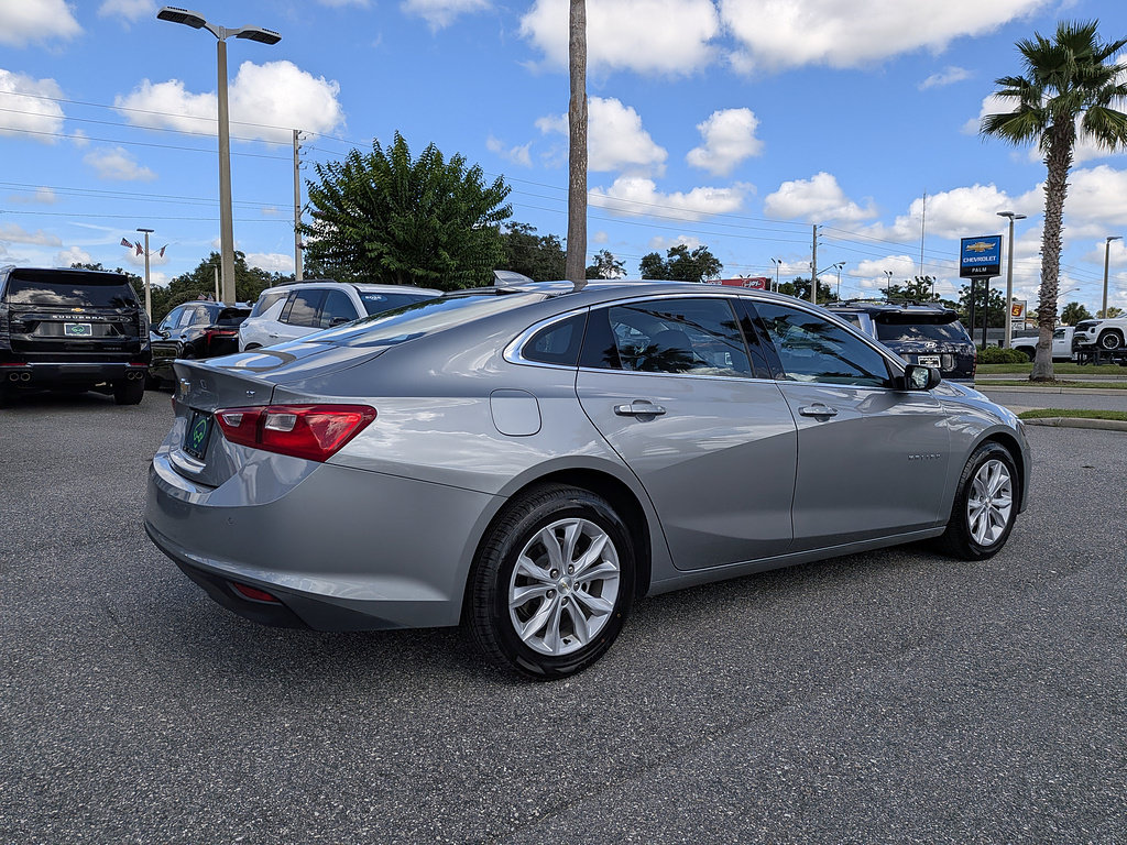 Certified 2025 Chevrolet Malibu LT FWD image 3