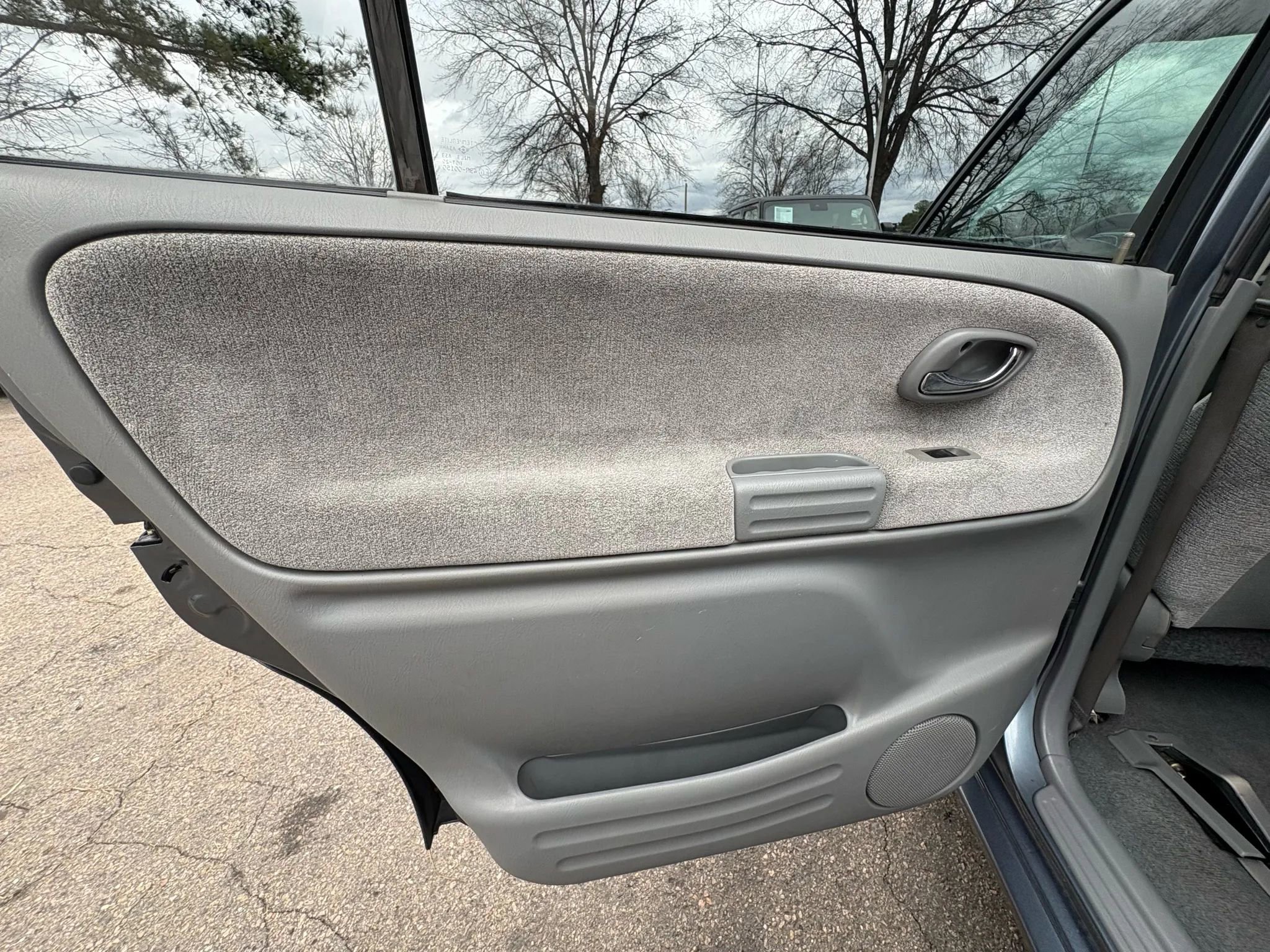 Used 2004 Suzuki XL7 LX image 27