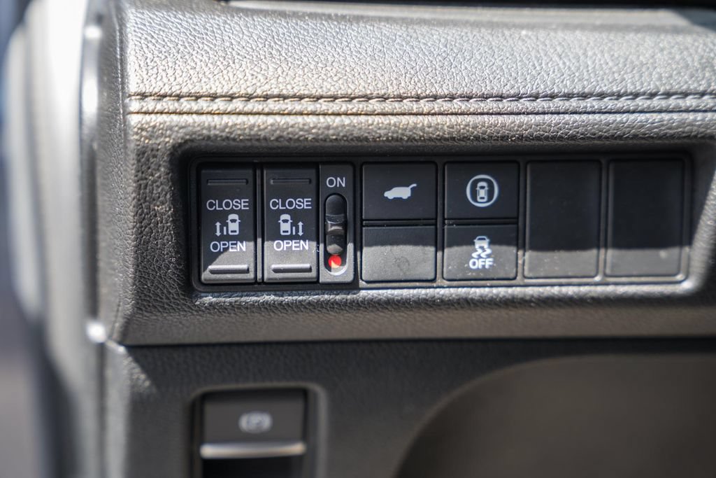 Used 2024 Honda Odyssey EX-L image 42