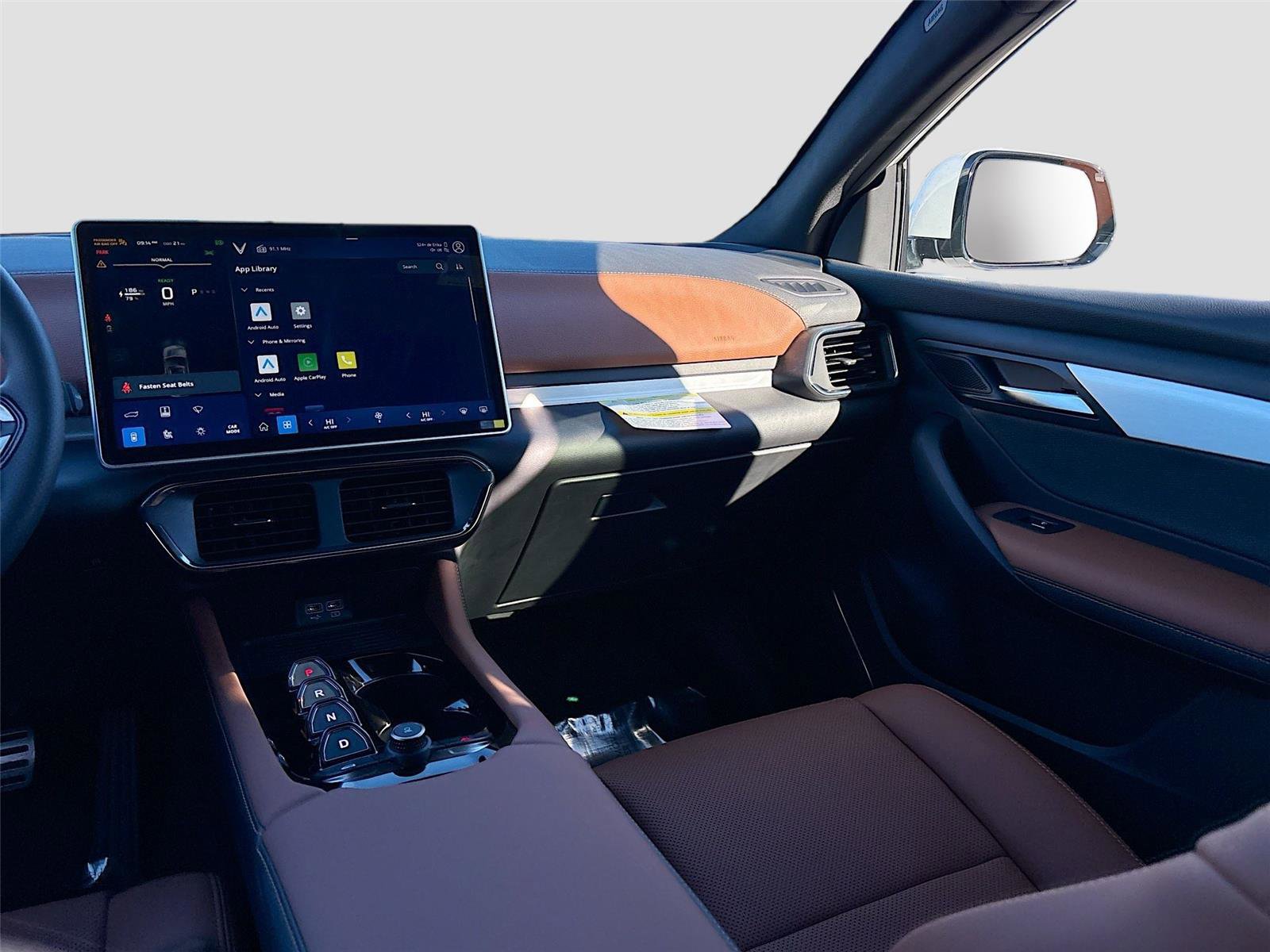 New 2025 VinFast VF 8 Plus image 22