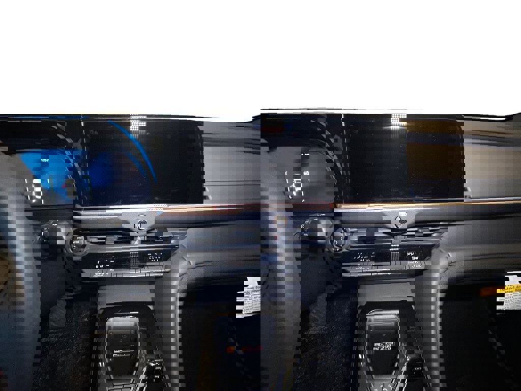 New 2026 Toyota Crown Platinum image 10