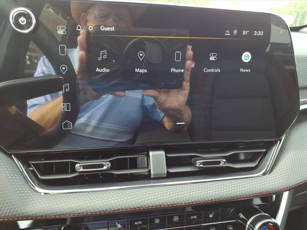 New 2026 Chevrolet Equinox RS w/ Safety and Technology Package image 25
