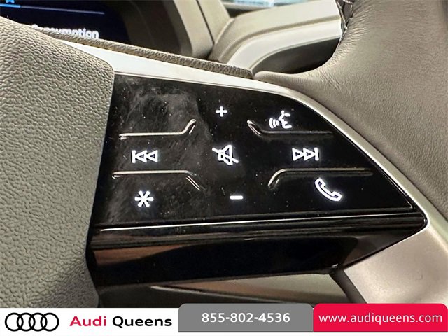 Used 2025 Audi Q4 e-tron Premium w/ Convenience Package image 28