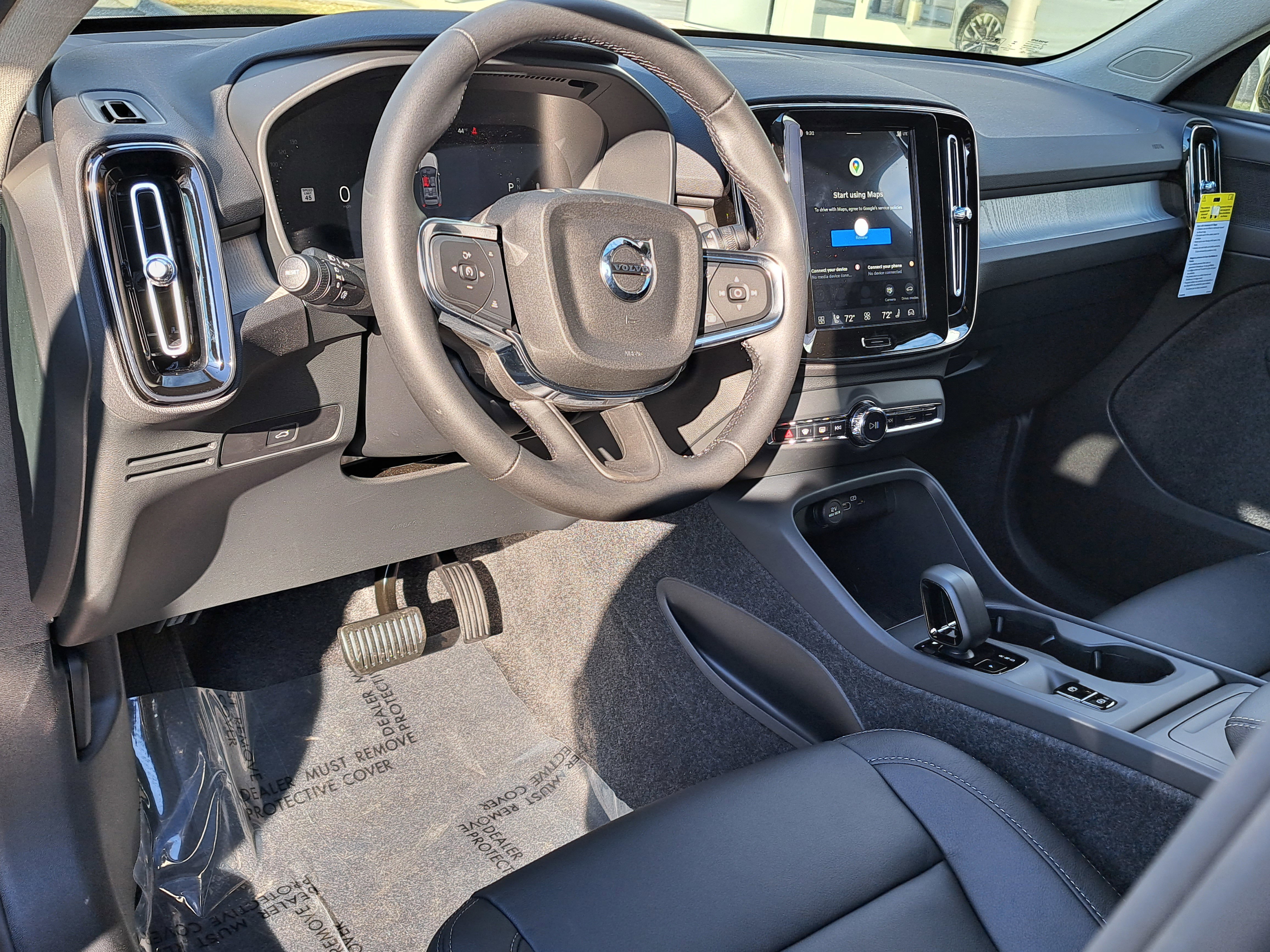 New 2026 Volvo XC40 B4 Core image 5
