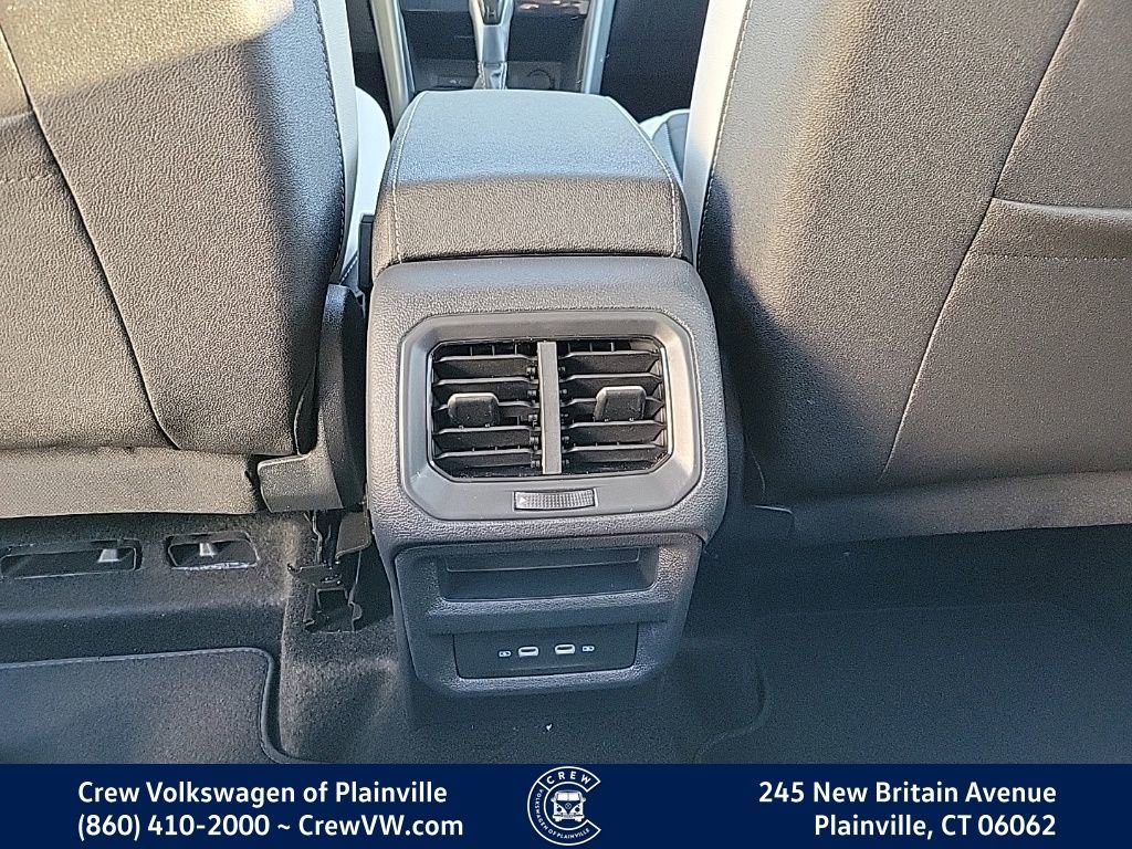 New 2026 Volkswagen Taos SE image 48