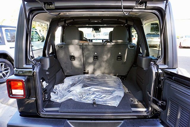 New 2026 Jeep Wrangler Unlimited Sport S image 18