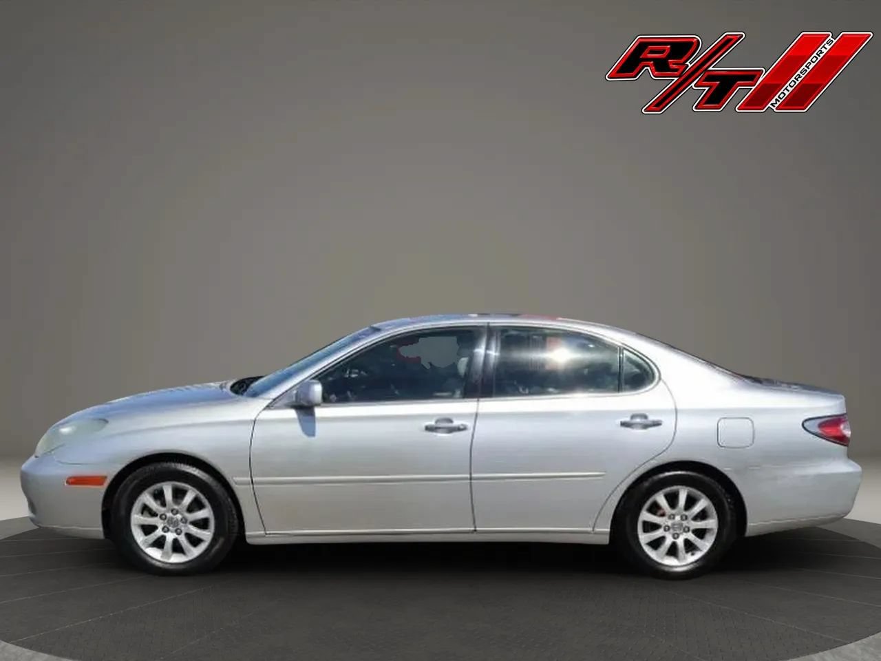 Used 2003 Lexus ES 330 w/ Premium Pkg FWD image 4