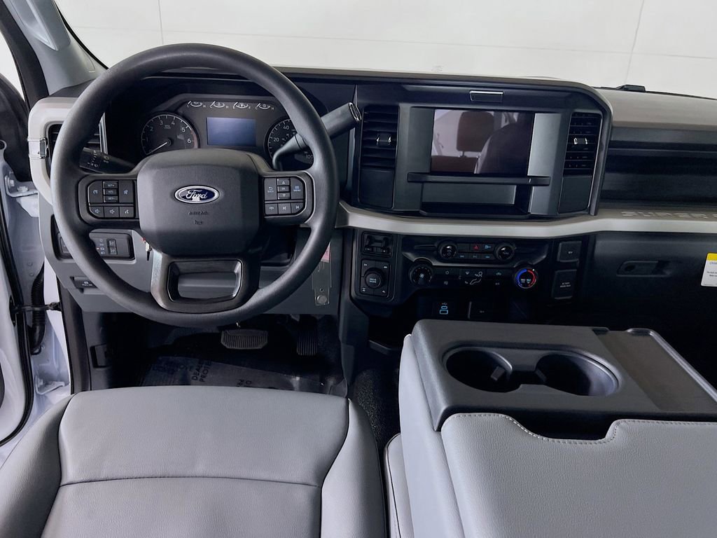 New 2026 Ford F350 XL w/ XL Chrome Package image 23