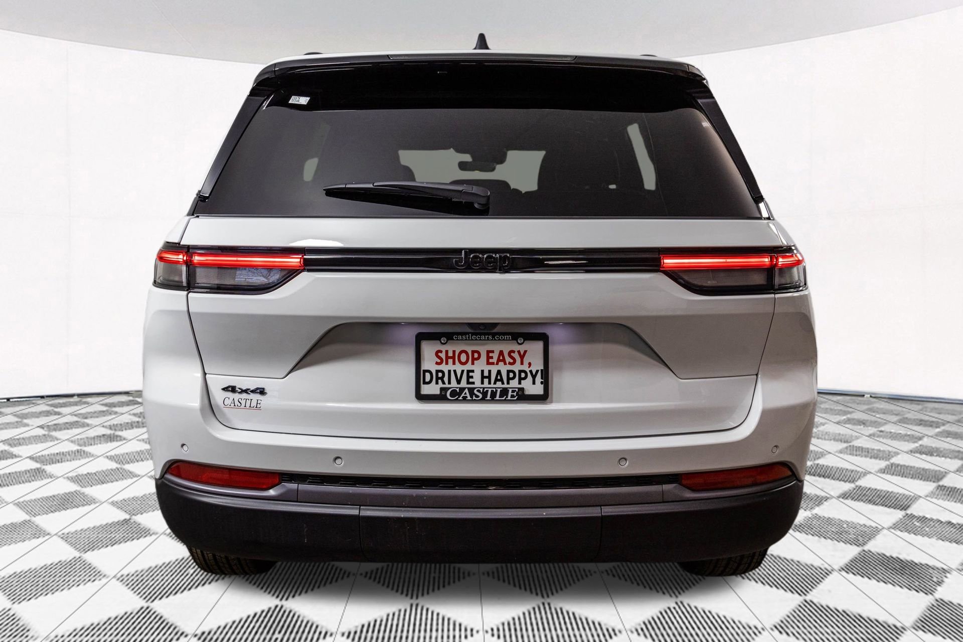 New 2026 Jeep Grand Cherokee Altitude AWD/4WD image 39