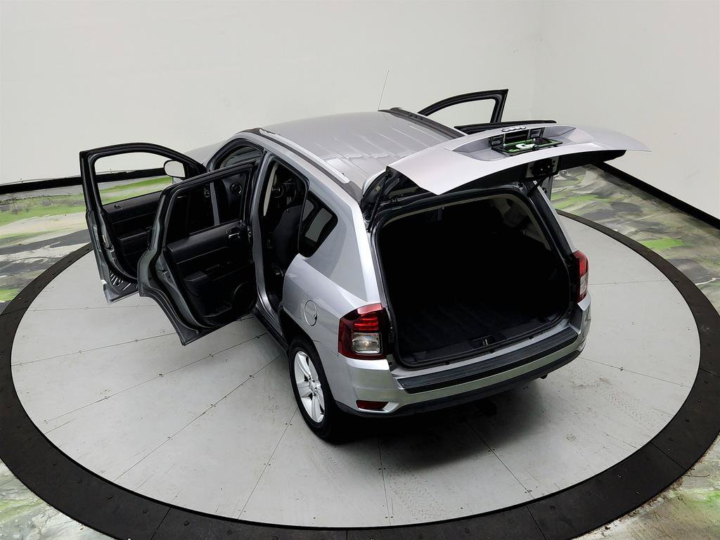 Used 2017 Jeep Compass Sport w/ Power Value Group FWD image 46