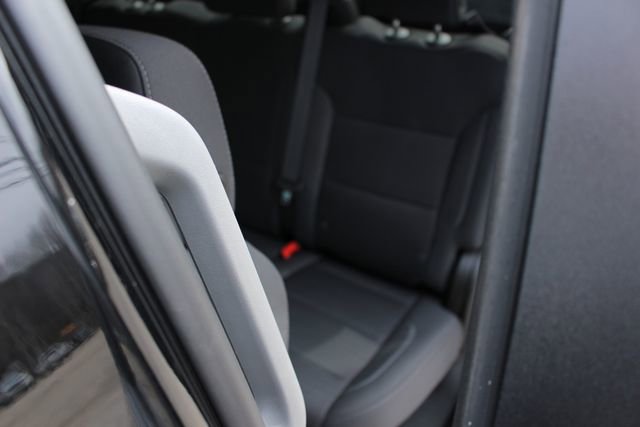 Used 2024 Chevrolet Silverado 1500 LT image 32