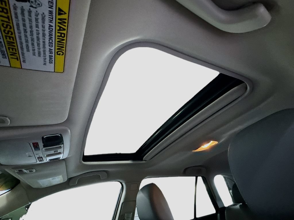 Used 2019 Subaru Outback 2.5i Limited AWD/4WD image 21