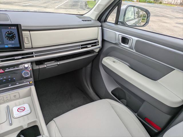 New 2026 Hyundai Santa Fe SE FWD image 11