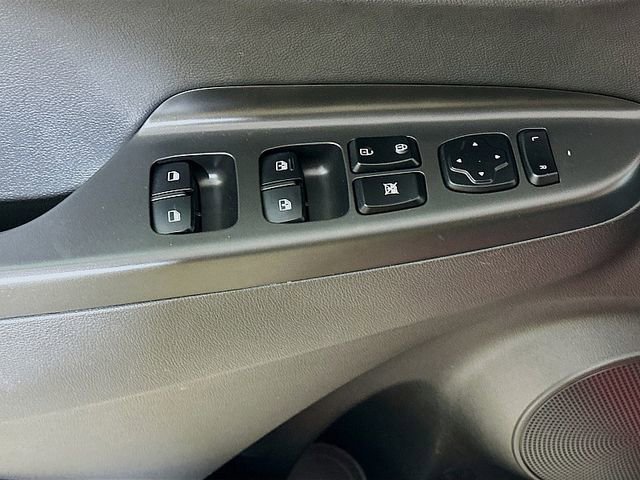 Used 2021 Hyundai Kona Limited AWD/4WD image 19