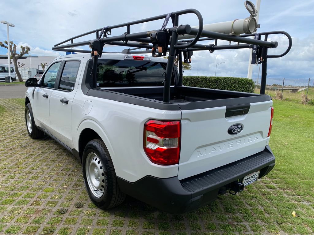 Used 2025 Ford Maverick XLT w/ Equipment Group 302A AWD/4WD image 22